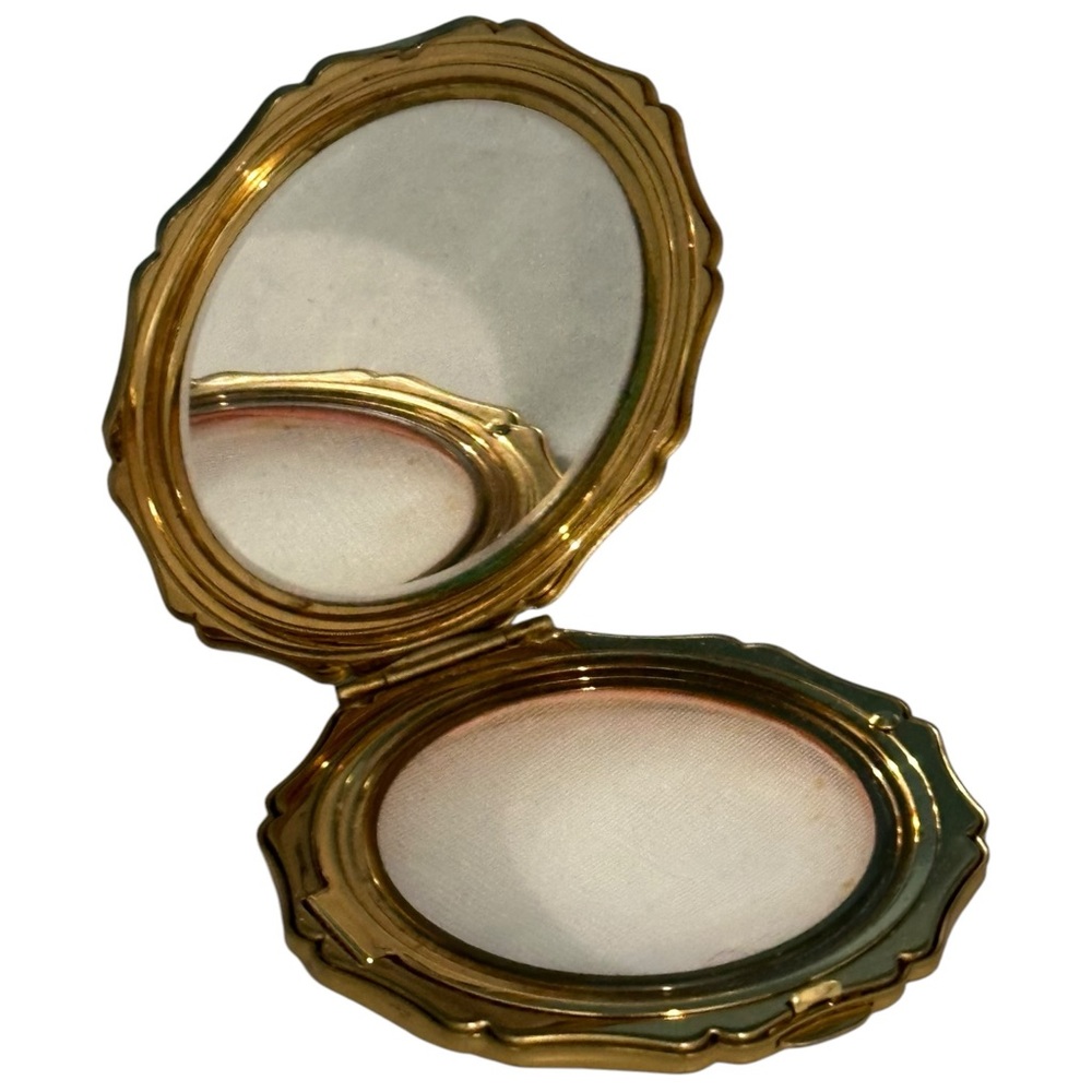Vintage Compact Stratton England Black GoldTone Butterflies Lilies Pat.764125 - Picture 4 of 10